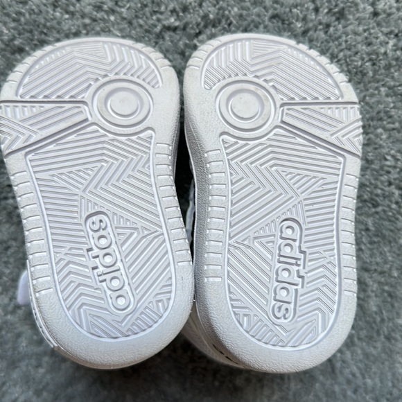 Baby ADIDAS High Top Sneakers size 4 - Picture 8 of 8